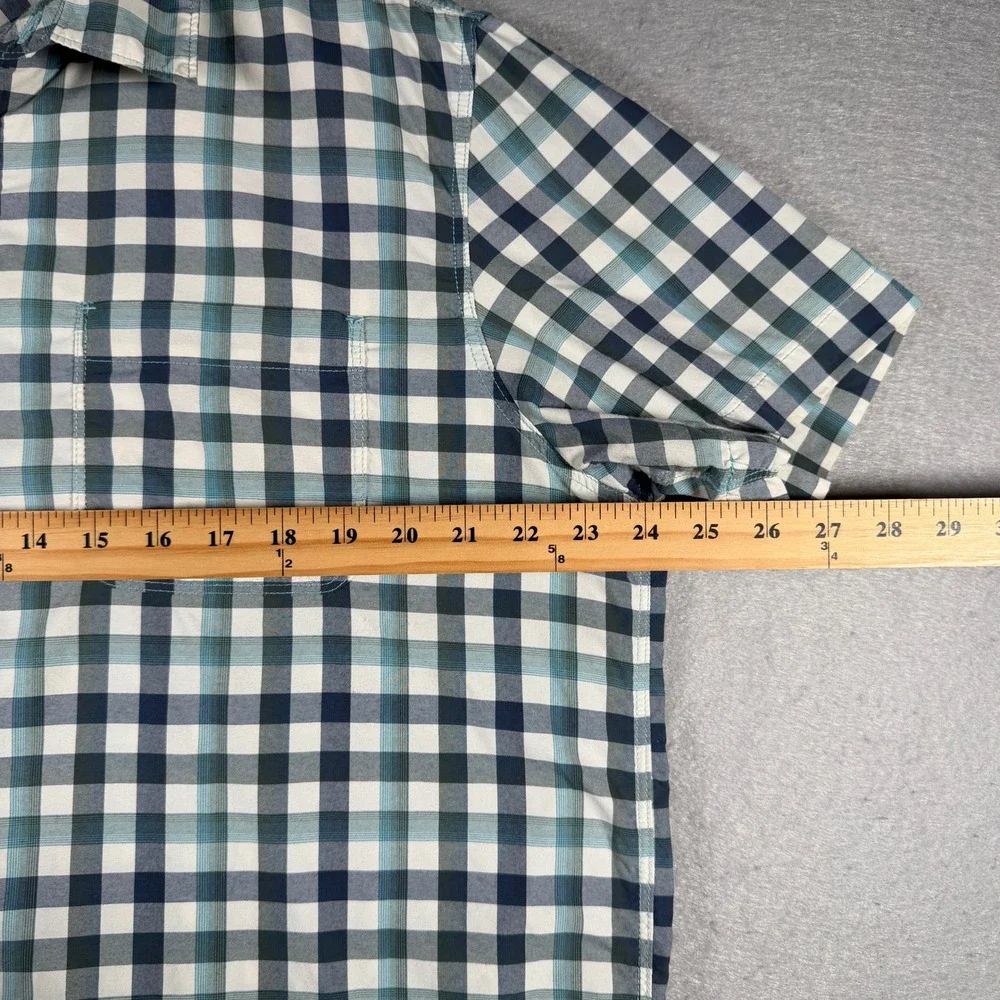 The North Face Mens XL‎ Blue Gingham Plaid Short Sleeve Nylon Shirt NF0A2UMR S17